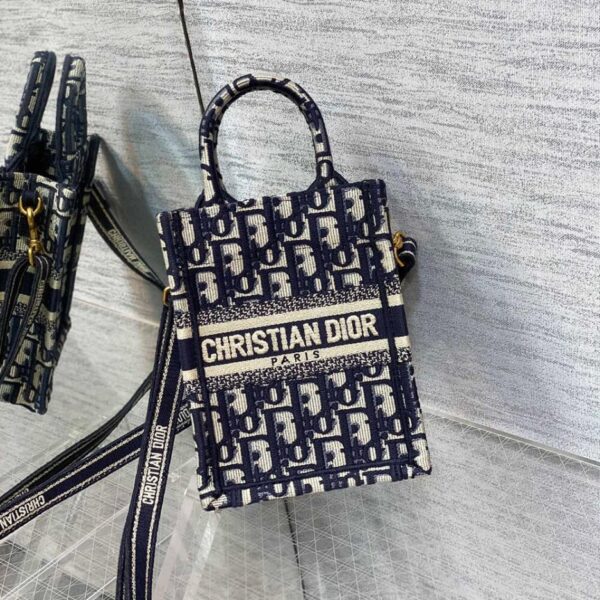 Mini Vertical Dior Book Tote - 图片 2