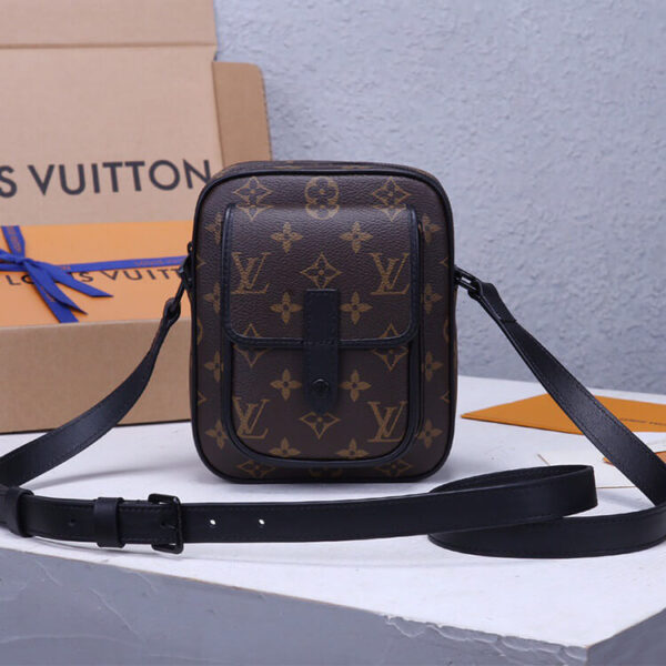LV Christopher Wearable Wallet - 图片 2