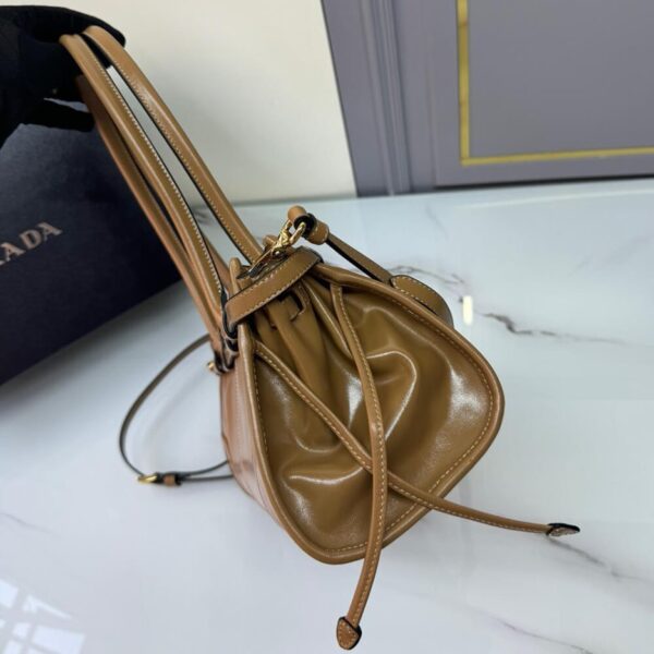 Prada Medium leather handbag(high-end grade) - 图片 3