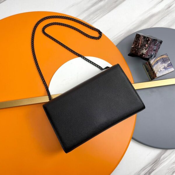 KATE MEDIUM CHAIN BAG IN GRAIN DE POUDRE EMBOSSED LEATHER - 图片 4