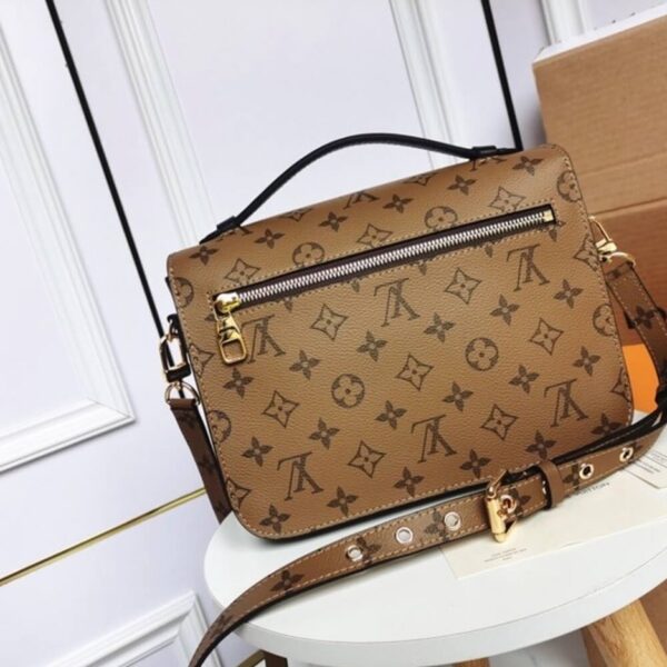 Louis Vuitton POCHETTE METIS - 图片 4