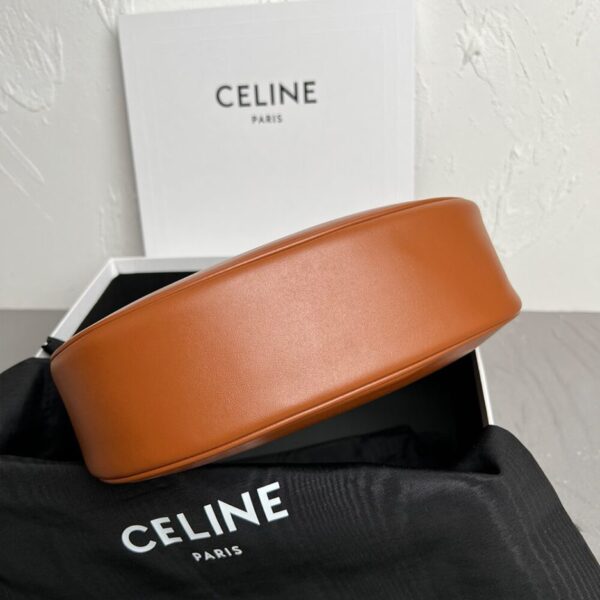 CELINE MEDIUM AVA TRIOMPHE BAG in Smooth Calfskin - 图片 5