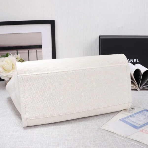 CHANEL Woven Straw Raffia Striped Medium Deauville Tote - 图片 5