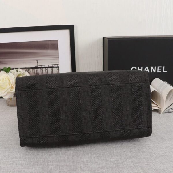 CHANEL Woven Straw Raffia Striped Medium Deauville Tote - 图片 5