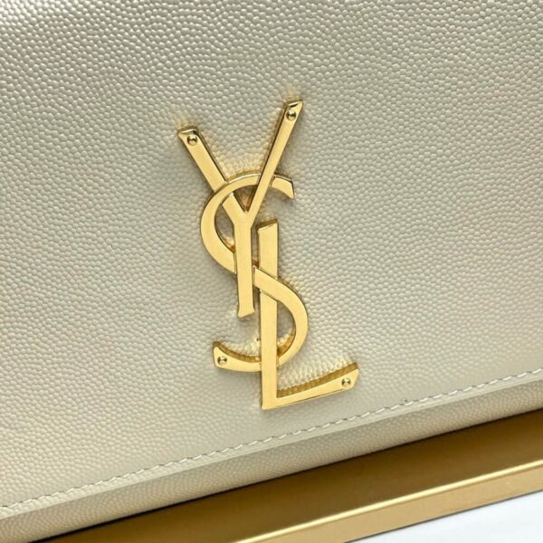 KATE MEDIUM CHAIN BAG IN GRAIN DE POUDRE EMBOSSED LEATHER - 图片 6