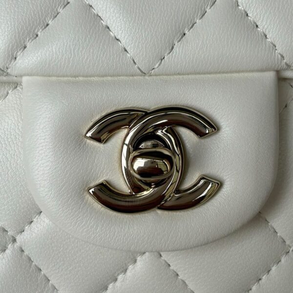 CHANEL Mini Classic Handbag With Top Handle - 图片 6