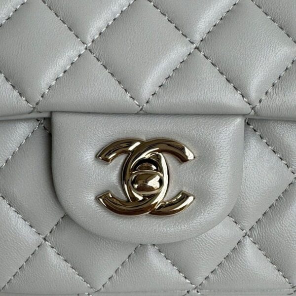 CHANEL Mini Classic Handbag With Top Handle - 图片 6