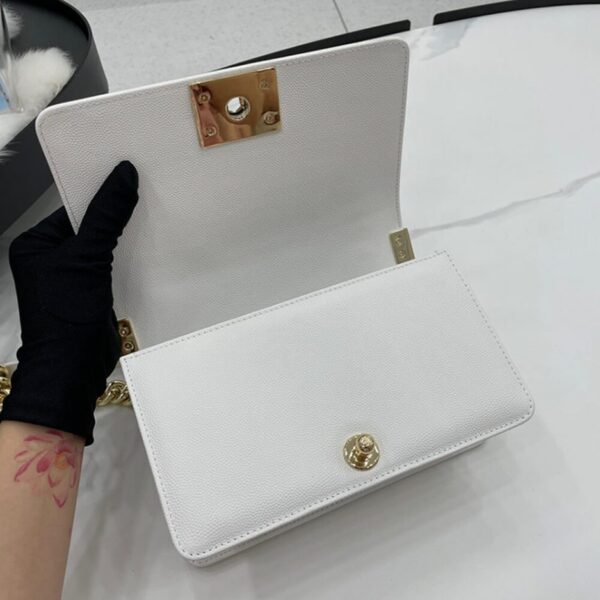 SMALL BOY CHANEL HANDBAG - 图片 6