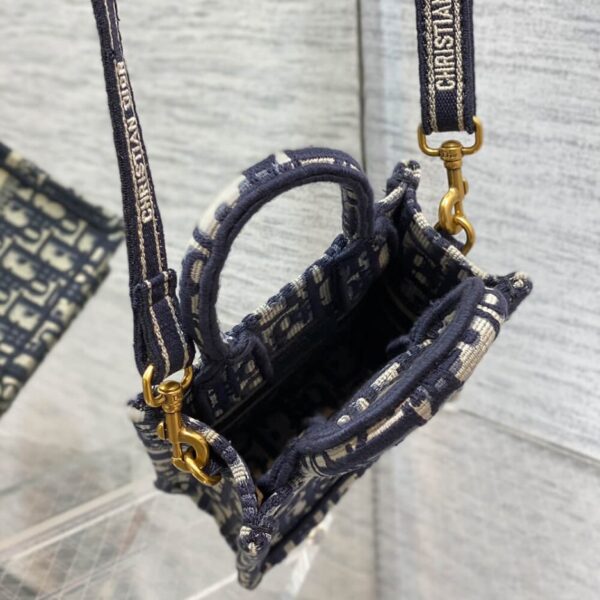 Mini Vertical Dior Book Tote - 图片 8