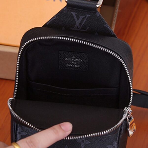 LV OUTDOOR SLINGBAG - 图片 8