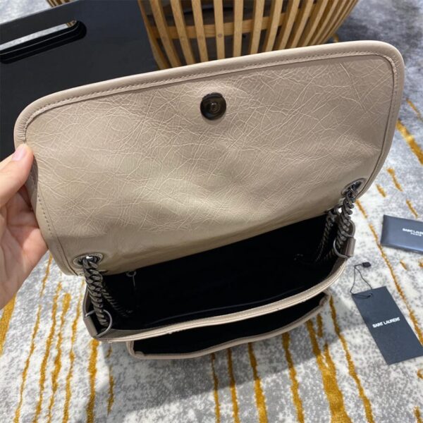 SAINT LAURENT NIKI MEDIUM IN CRINKLED VINTAGE LEATHER - 图片 8