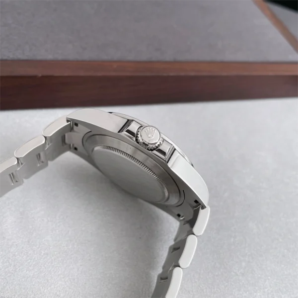 Rolex Oyster Perpetual Explorer II 226570 Series - 图片 14