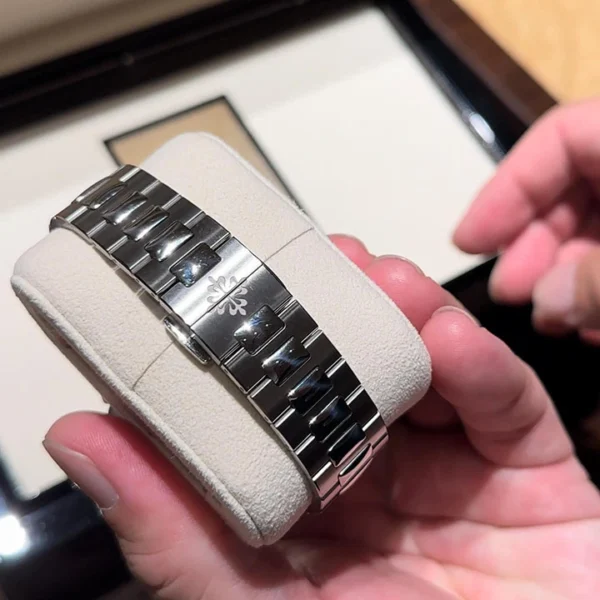5990/1A-001 - Patek Philippe NAUTILUS - 图片 8